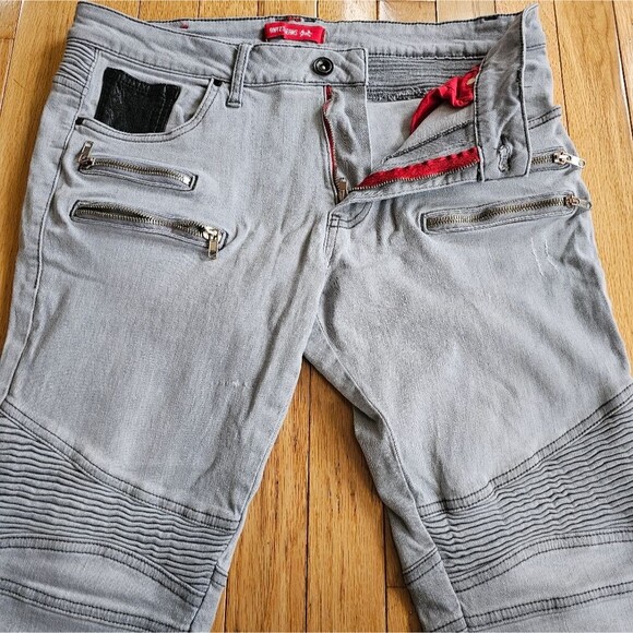 RNT23 Men’s Gray Skinny, Stretch Distressed Denim Jean's Size 32x30. Excellent! - Picture 4 of 5